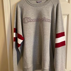 Men’s CHAMPION Sweatshirt-NWT